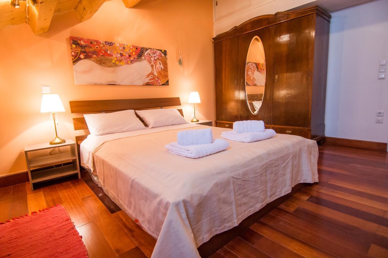Attic Flat At San Giacomo Square-Corfu Town Apartment Exterior photo