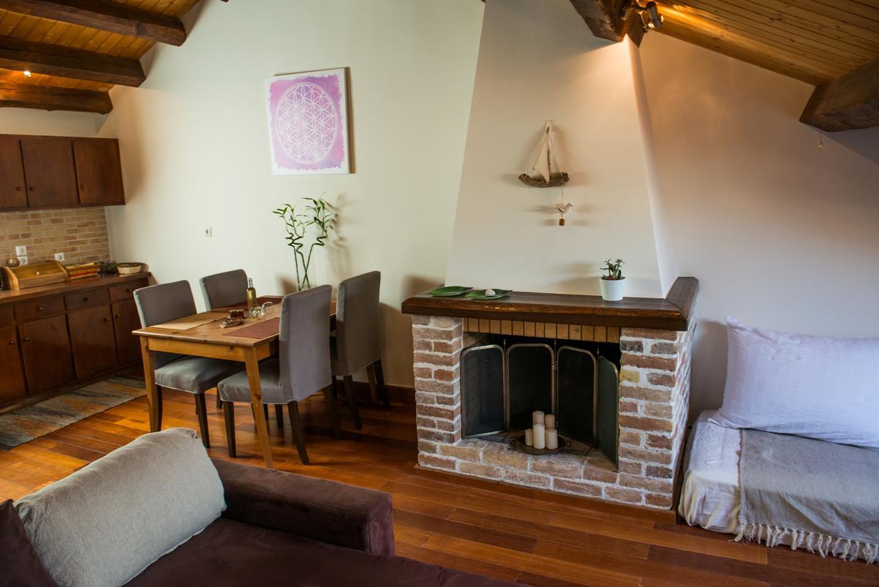 Attic Flat At San Giacomo Square-Corfu Town Apartment Exterior photo